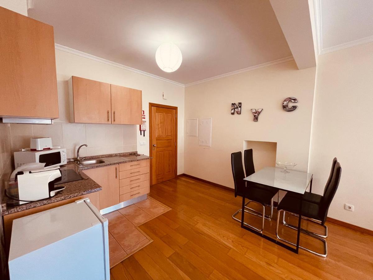 Apartamentos Da Carreira 푼샬 외부 사진