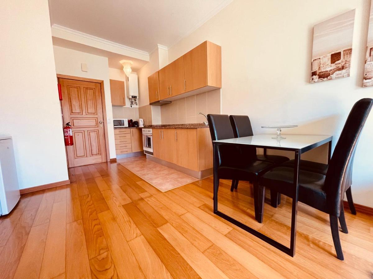 Apartamentos Da Carreira 푼샬 외부 사진