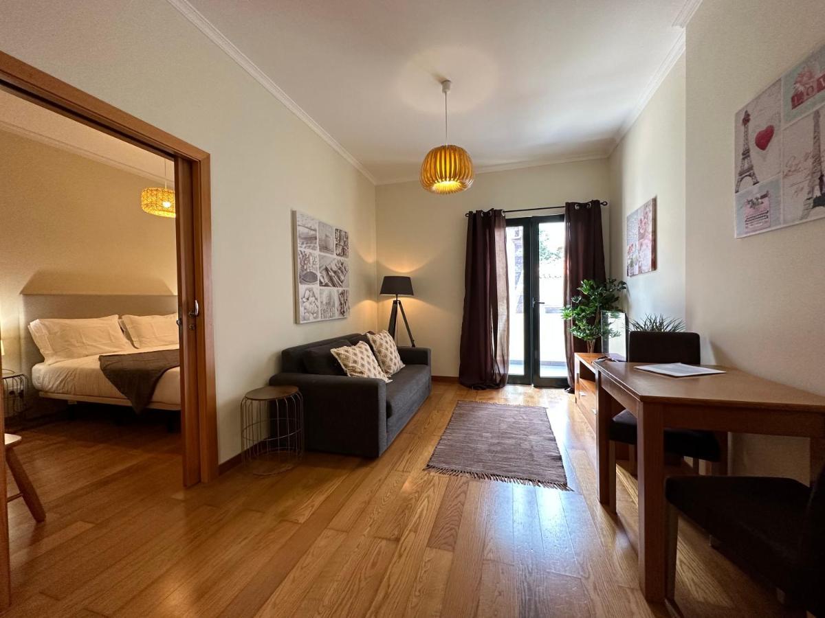 Apartamentos Da Carreira 푼샬 외부 사진