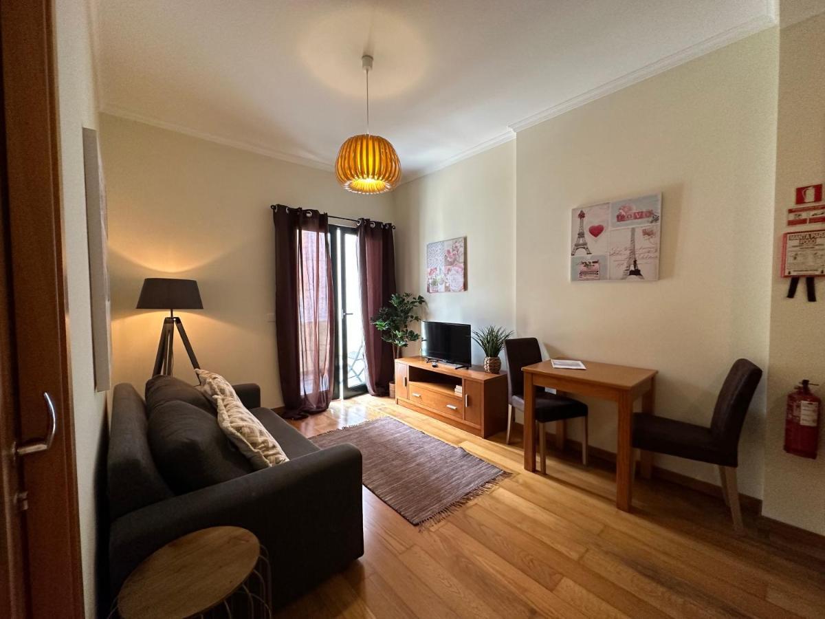 Apartamentos Da Carreira 푼샬 외부 사진