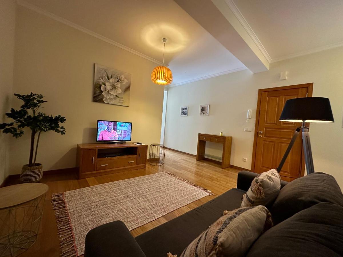 Apartamentos Da Carreira 푼샬 외부 사진