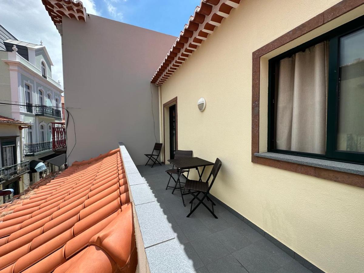 Apartamentos Da Carreira 푼샬 외부 사진