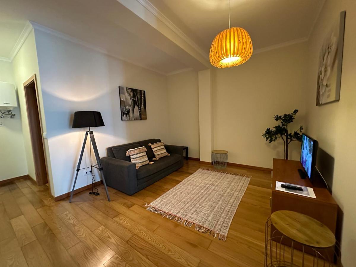 Apartamentos Da Carreira 푼샬 외부 사진